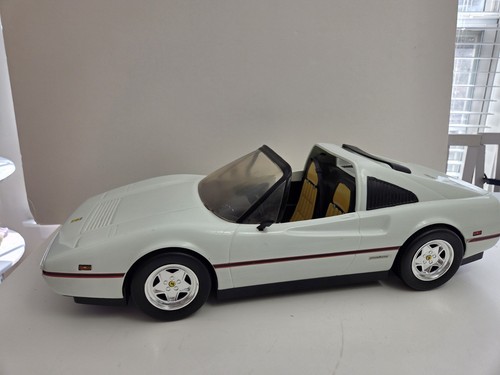 Vtg barbie white - ferrari, car