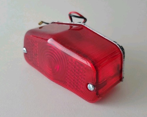 Aftermarket 12v tailight lucas - aftermarket,