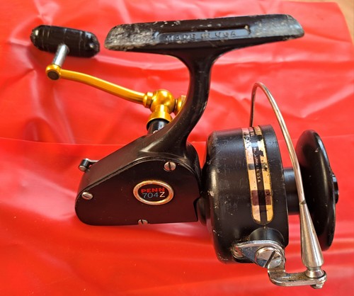 Penn 704z vintage spinning - penn,