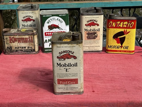 Vintage early square - square, mobiloil