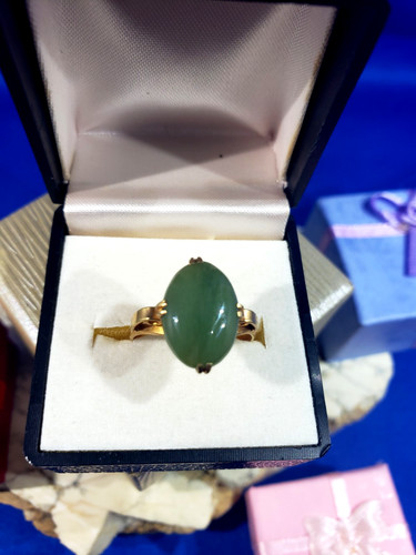 Yellow gold ring - gold, green