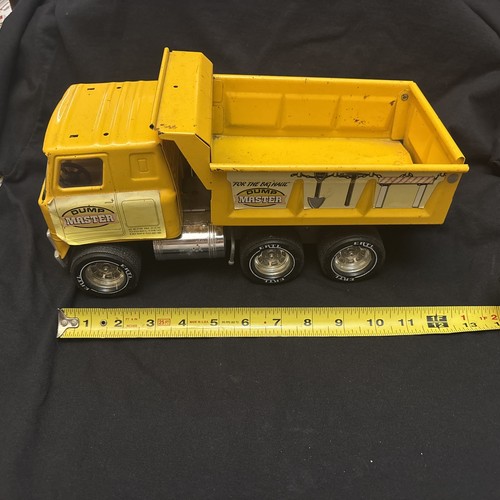 Ertl hydraulic dump truck - ertl,
