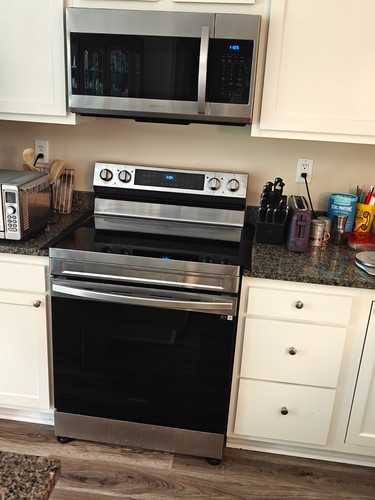 Samsung electric range and otr - electric,