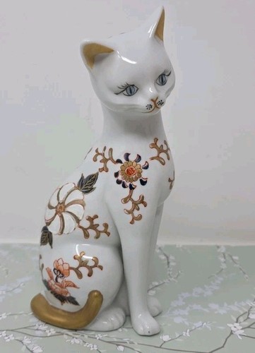 Vintage porcelain sitting - vintage,