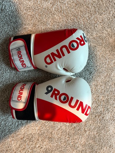 9rounds fitness white red - fitness, white/red