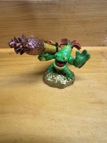 Skylanders superchargers eon - skylanders, eon's