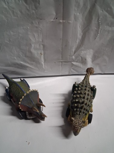 Ankylosaurus triceratops toy - ankylosaurus,