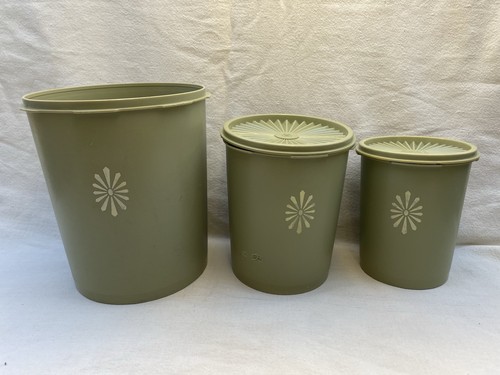 Vintage tupperware avocado - vintage,