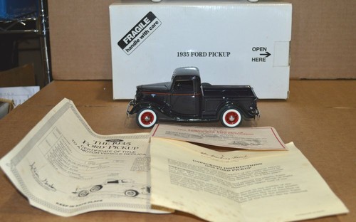 The danbury mint 1935 ford - 1935,