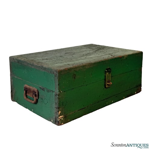 Antique traditional green - traditional, wood