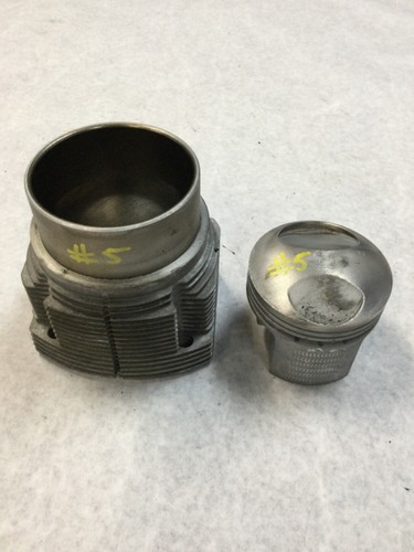 Porsche 911e piston - 911e,