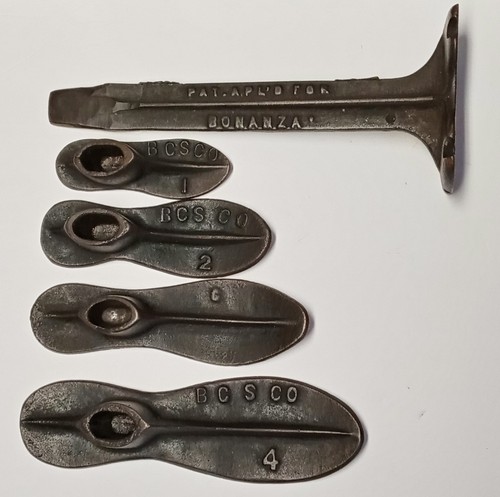 Vtg set cast iron - set, cobbler