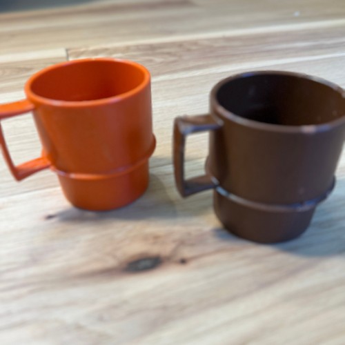 Tupperware stackable mugs - stackable,