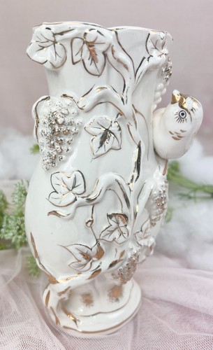 Vtg dimensional vase - 3-dimensional, 8"