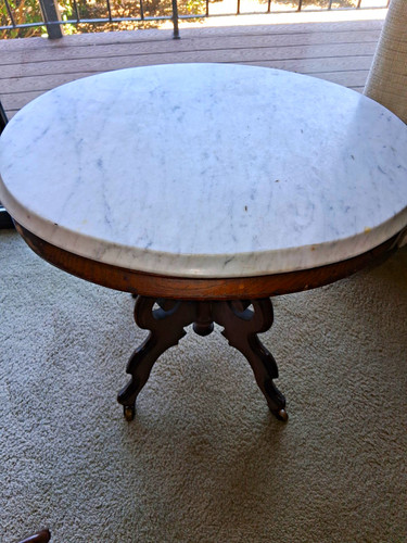 Round marble top side - top,