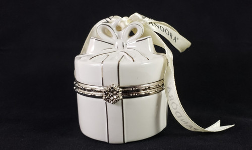 Pandora jared 2018 porcelain - pandora,