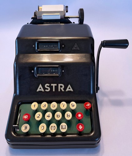 Vintage 1940s astra mechanical - 1940s,