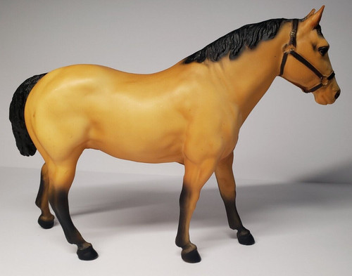 Breyer quarter horse gelding - horse,
