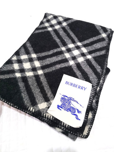 Burberry hooded scarf stole - burberry,