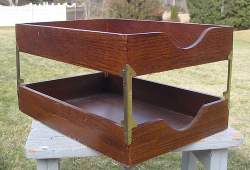 Vtg carver wood brown cedar - carver,