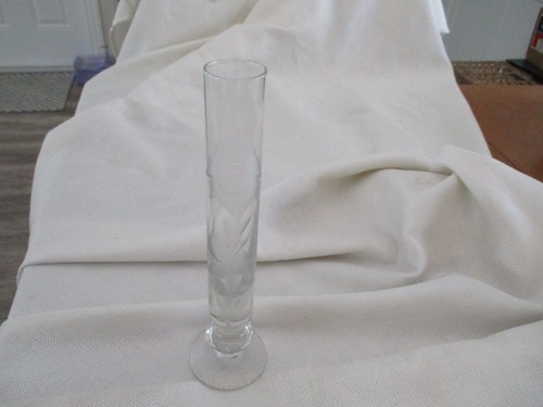 Etched flower vase - , footed