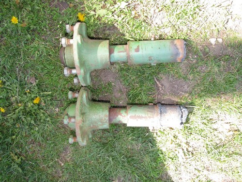 John deere disc axle - axle, spindle