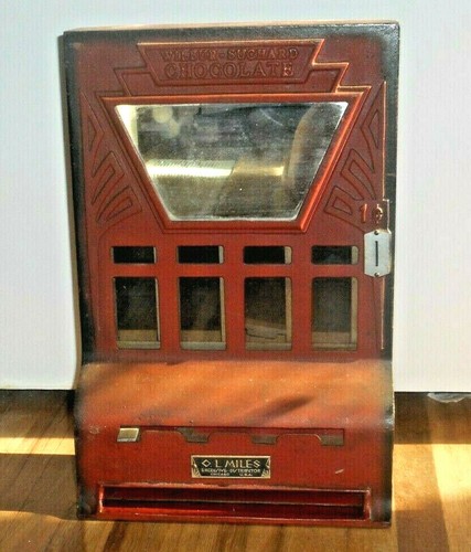 Antique art deco wilbur - deco,