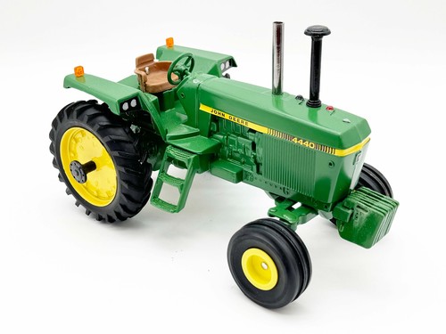 John deere 4440 open - john,