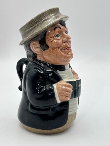 Royal doulton rev cassock - doulton, the