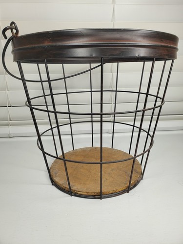 Black metal tapered basket - black,