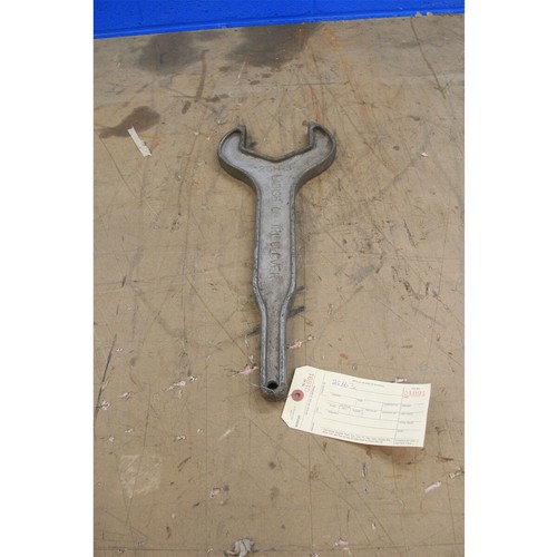 Ladish clover tanic wrench - 21",