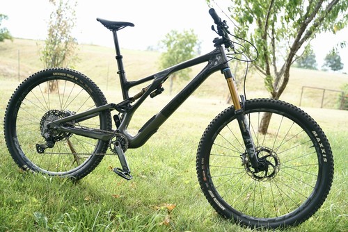 2022 works stumpjumper evo - stumpjumper,