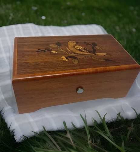 Swiss music box reuge - music,