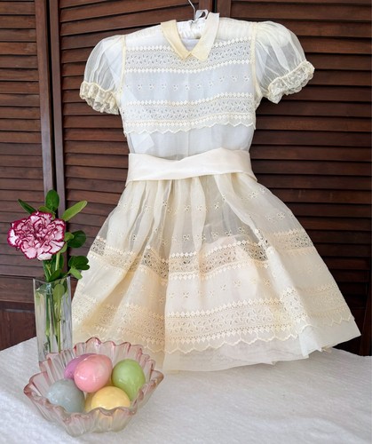 Vintage 1960s first communion - 1960s,