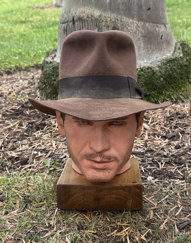 Indiana jones g - jones, by