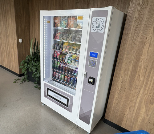 Vending machine with card - vending,
