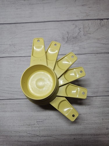 Vtg tupperware measuring - vtg,