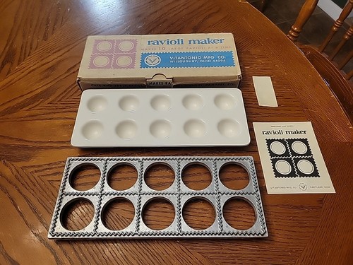 Vintage vitantonio ravioli - vintage,