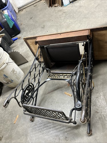 Vintage antique singer - antique,