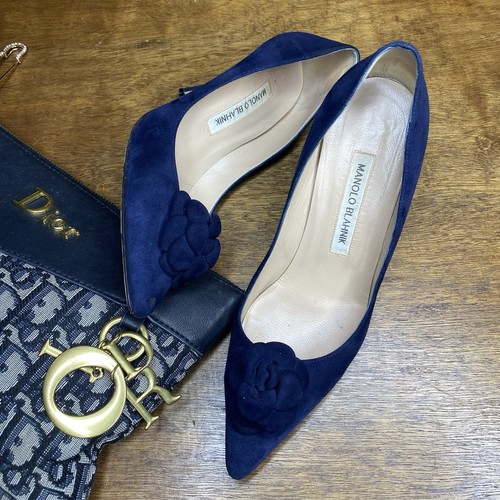 Manolo blahnik pumps hangisi - manolo,