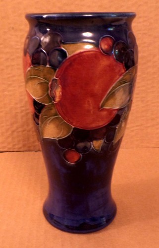 Vintage william moorcroft - william,