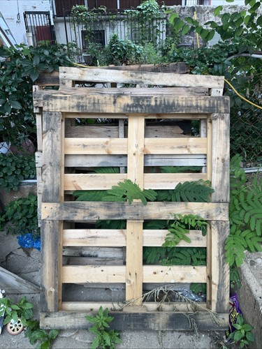 Wooden pallets - 7,