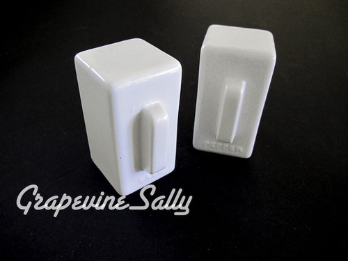 Vintage stove parts - -, set