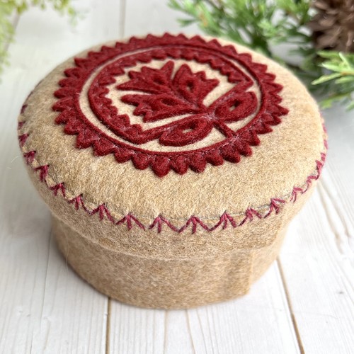 Folk art wool felt - art,