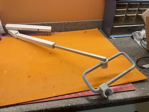Pelton crane or marus - &,