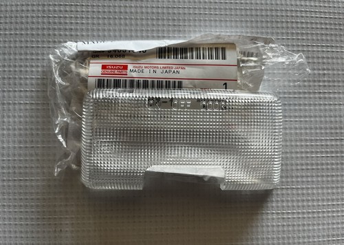 New genuine isuzu dome light - genuine,