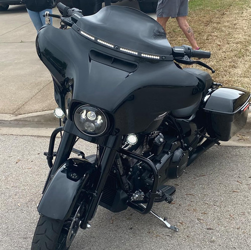 Black windshield windscreen - black, 9"