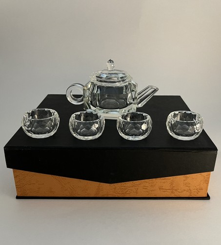 Miniature chinese cut glass - cut,