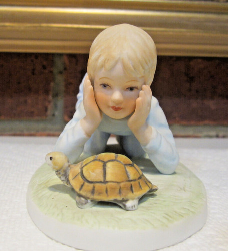 Finish line figurine - finish,