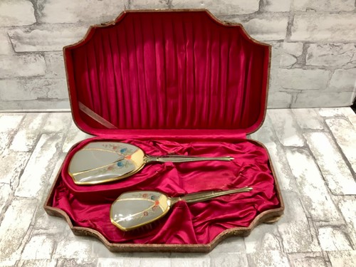Vintage 1940s gold tone vanity - vintage,